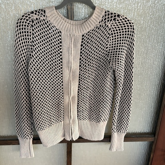 Thakoon Collective
Mixed Honeycomb Sweater size XS fits to small. - Picture 10 of 10